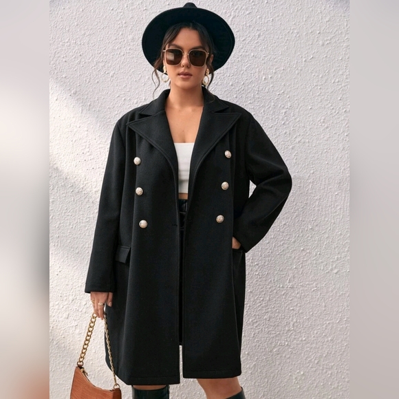 Double-breasted coat - Picture 10 of 15